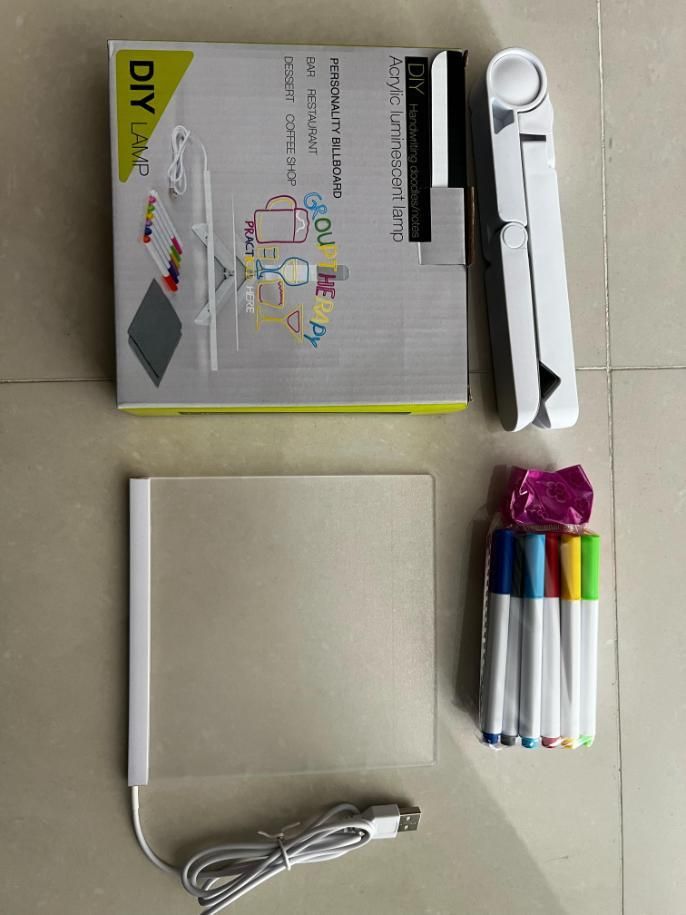 GlowNote™ 3D LED Acrylic Message Pad – With 12 Neon Pens