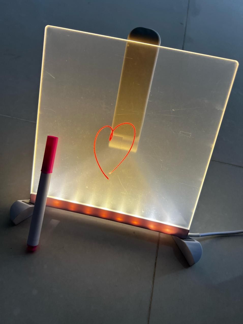 GlowNote™ 3D LED Acrylic Message Pad – With 12 Neon Pens